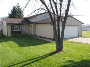 561 Boonesboro Rd, Greenwood, IN 46142