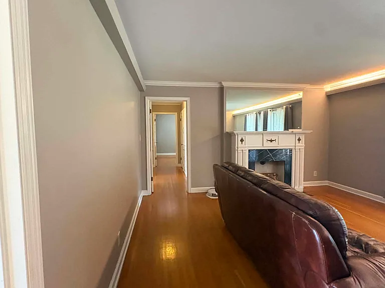 2421 S Boston Ave — Photo 2