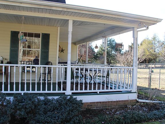 4th image of 151 County Road 374