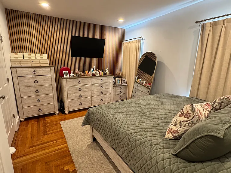 50 Wellington Ave #1 — Photo 6