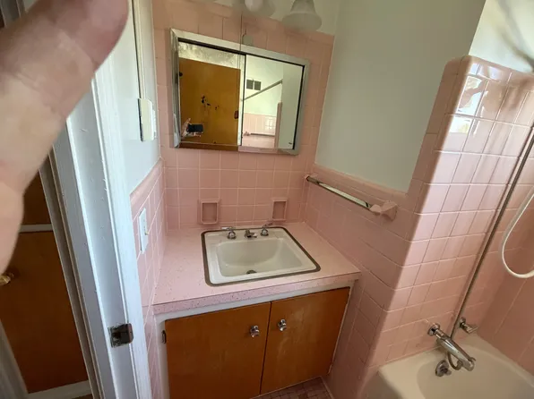 (undisclosed Address), Sharpsville, PA 16150