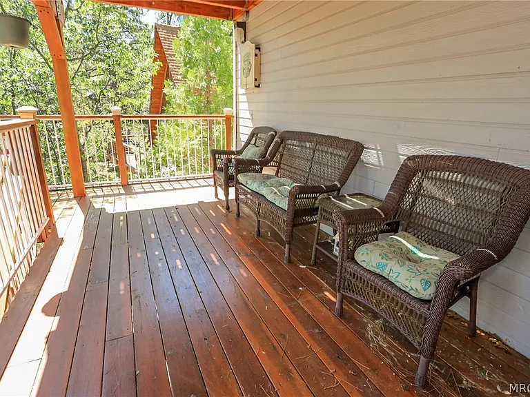732 Villa Grove Ave — Photo 10