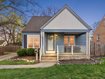 876 Burke Ave NE, Grand Rapids, MI, 49503