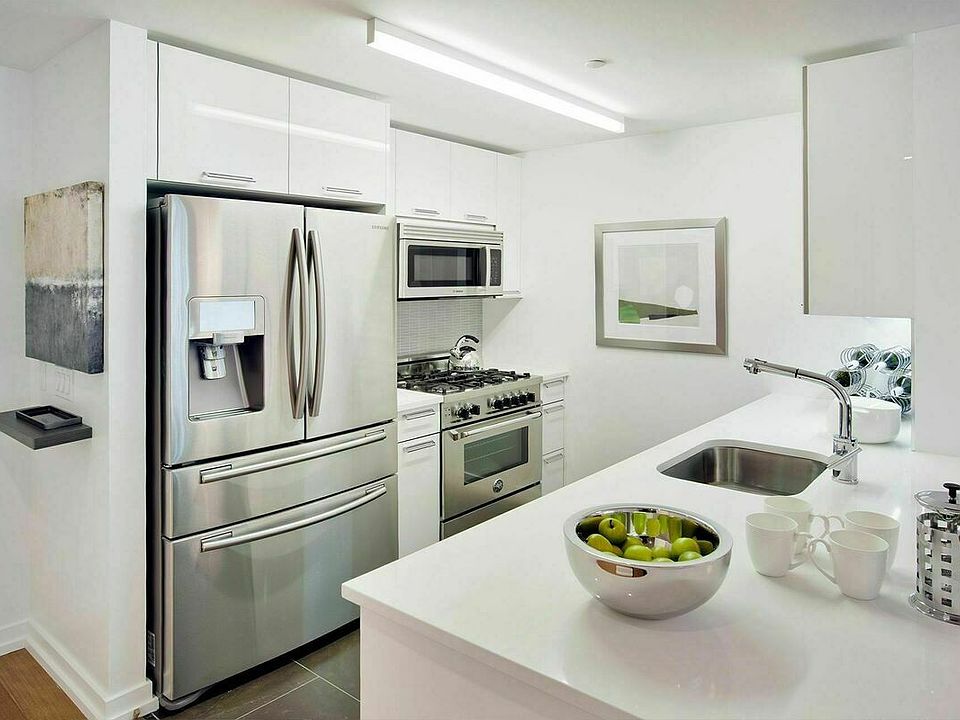 1st image of 227 W 77th St APT 8C