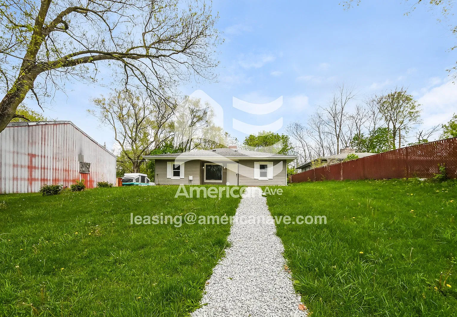3 bed, 1.0 bath, 1399 sqft, $1,275 — Photo 1