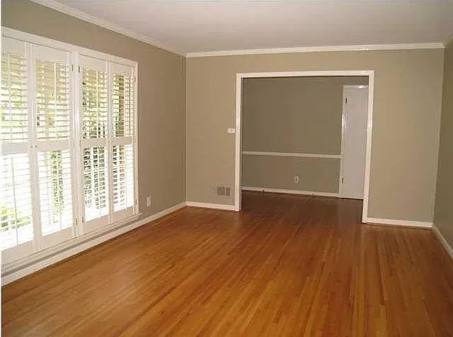 3645 Northcote Dr — Photo 3