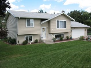 24511 E San Carlos Ave, Newman Lake, WA 99025