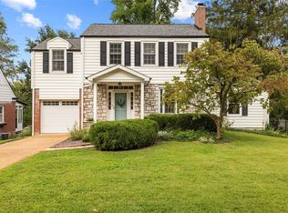 912 Diversey Dr, Saint Louis, MO 63126