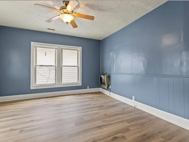127 S Highland St — Photo 5