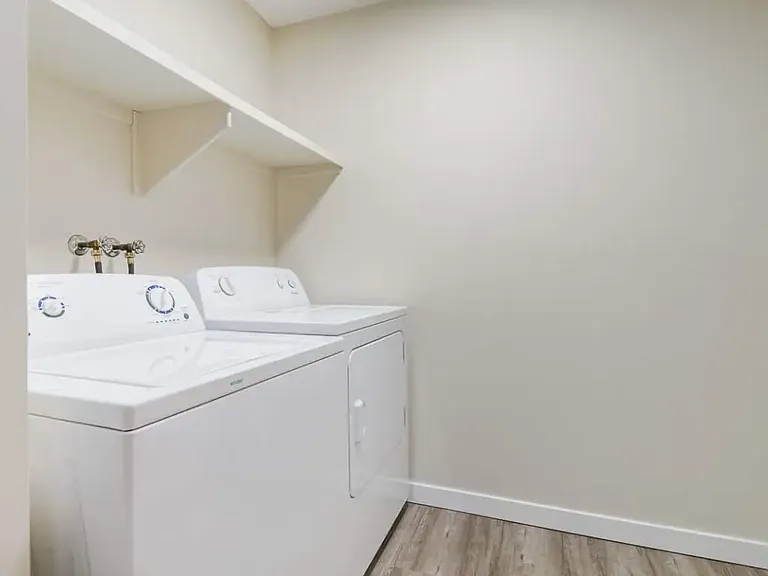 391 Huntington Hl NW #200 — Photo 12