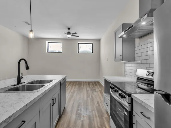 13 W Main St #202, Lockport, NY 14094