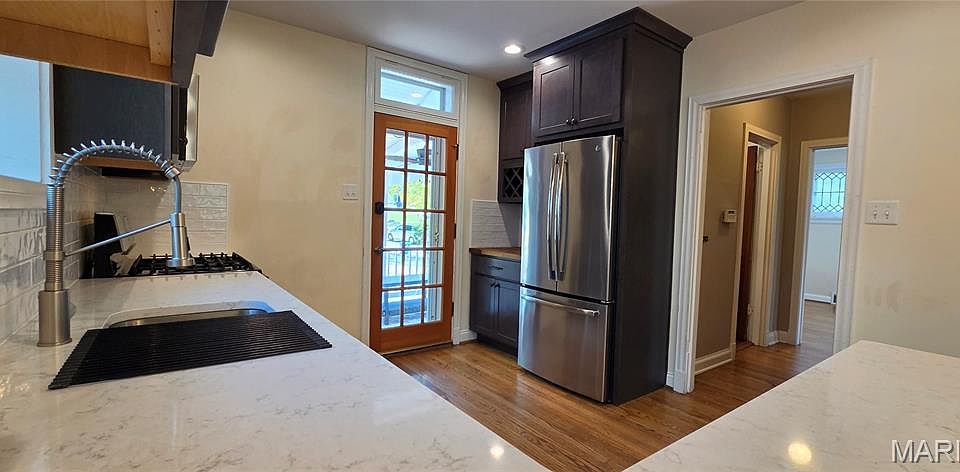 1st image of 1420 Barger Pl