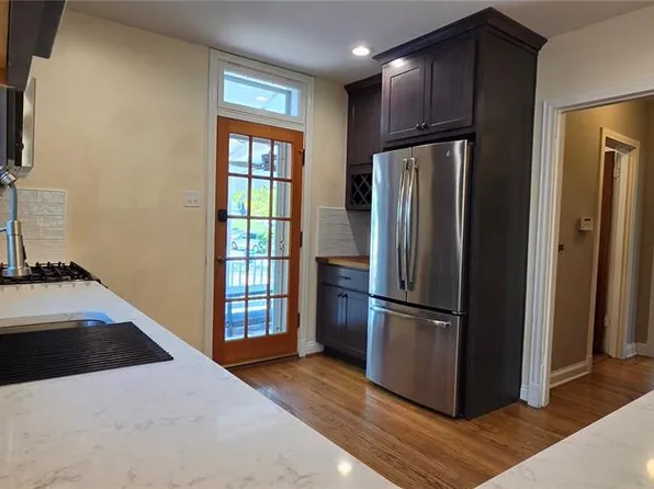 1420 Barger Pl, Saint Louis, MO 63117