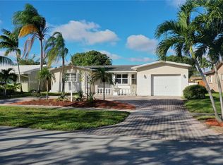 1930 N 49th Ave, Hollywood, FL 33021