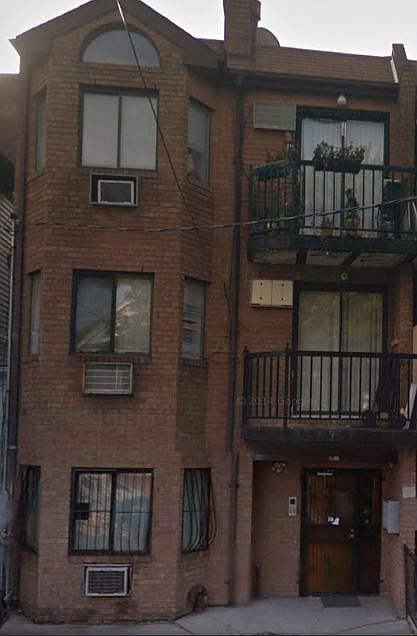 1st image of 5216 94th St