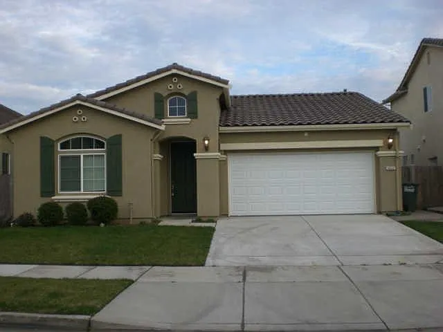 4642 Stern Dr photo 1