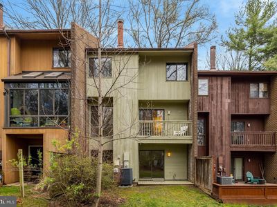 1752 Wainwright Dr, Reston, VA, 20190