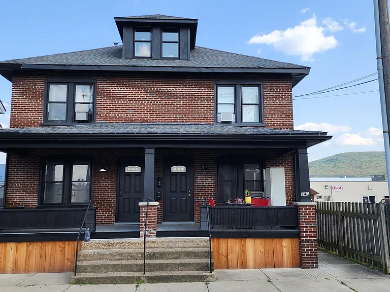 242 E Church St #1 — Photo 8