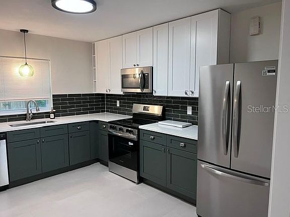 2nd image of 3035 W University Ave
