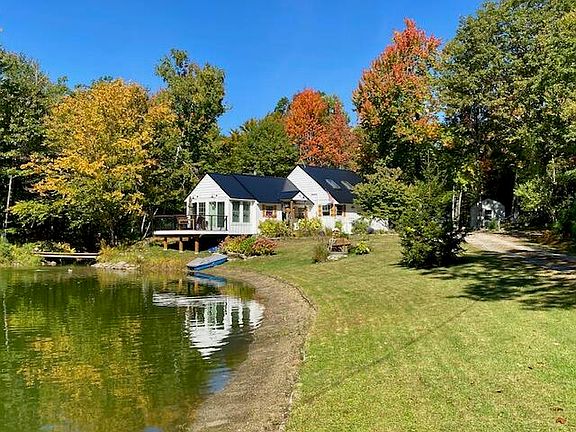 3rd image of 315 Richardson Road