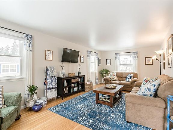5th image of 619 Watson Rd