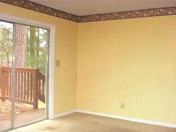 5th image of 8923 Ashwood Dr