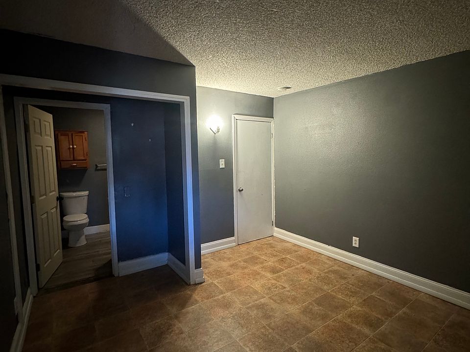 1st image of 14733 Leibacher Ave #3