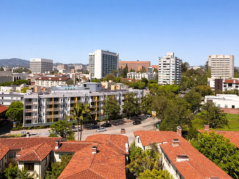 10740 Wilshire Blvd #609 — Photo 9
