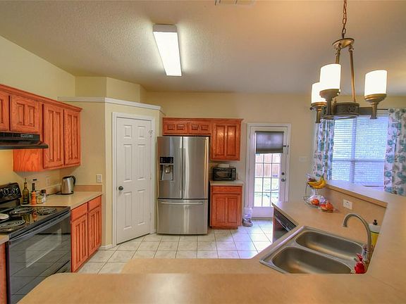 2nd image of 7133 Stewart Ln