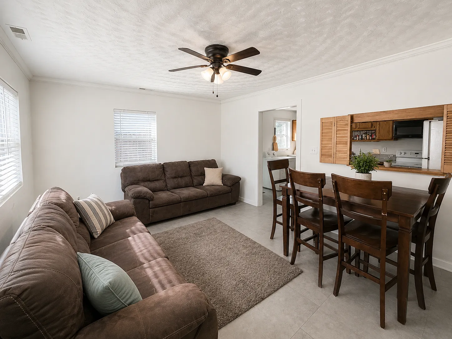 1336 Modoc Avenue — Photo 3