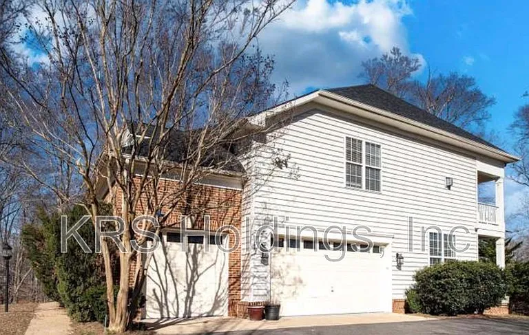 159 Sanford Ferry Ct — Photo 5