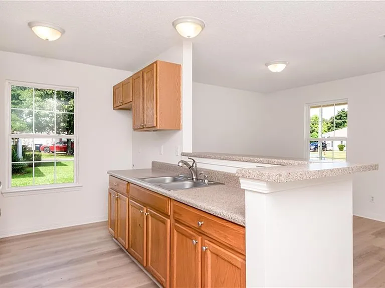 9932 Magnolia Crest Dr W — Photo 13