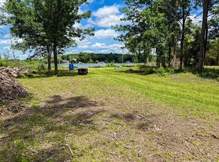 4788 Parker Dr, Howell, MI 48843