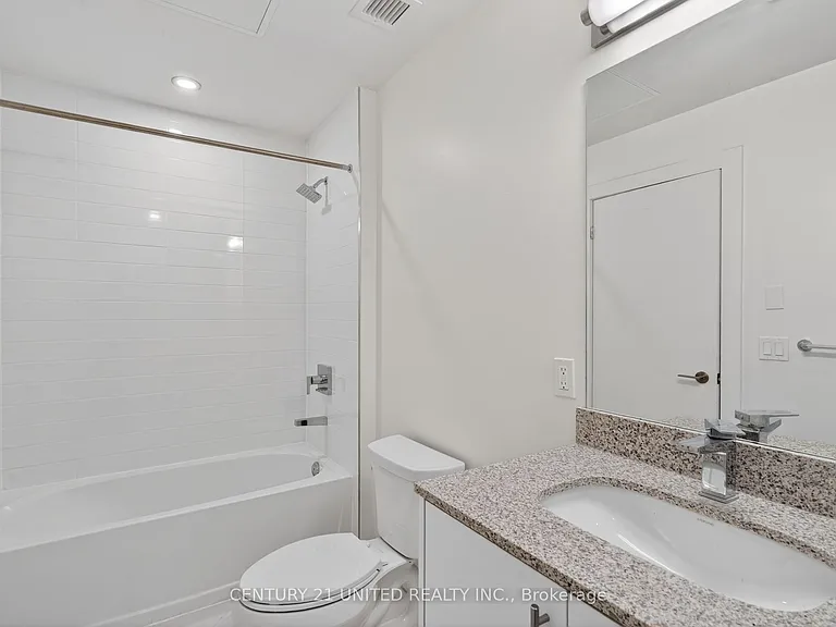 475 George St N #329 — Photo 37