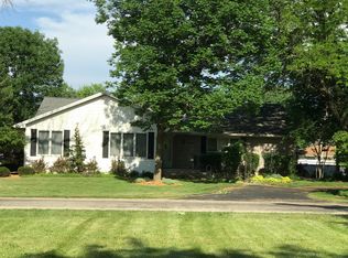 801 Sheridan St, Chenoa, IL 61726