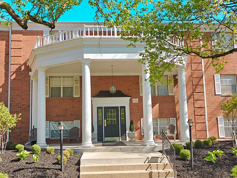Olentangy Terrace — Photo 9