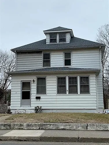 55 Wayne Ave Photo 1