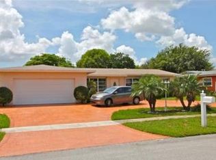 1611 NW 115th Ave, Pembroke Pines, FL 33026