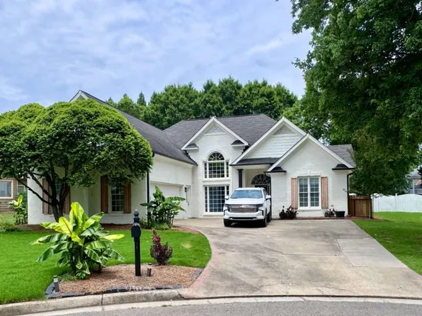 513 Ruby Ln, Canton, GA 30114