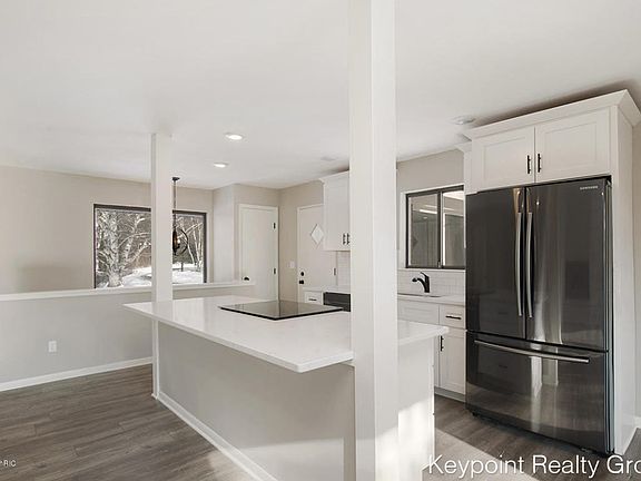 2nd image of 6017 Myers Lake Ave NE
