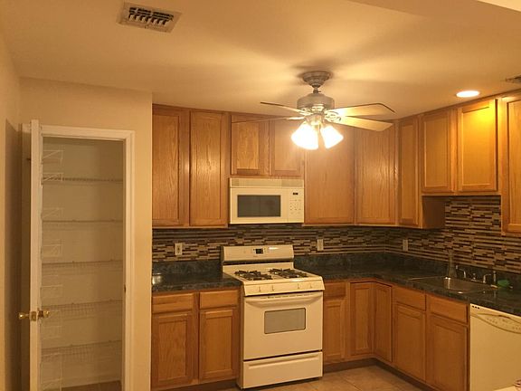 Kitchen1