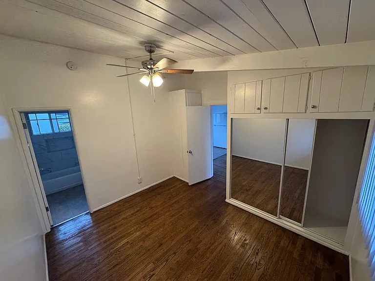5415 West San Vicente — Photo 12