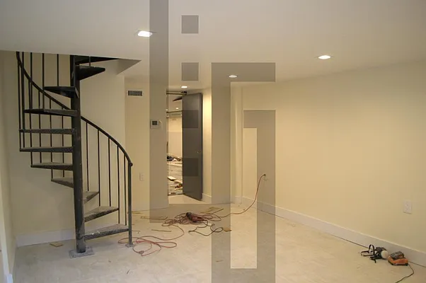 Rented by Loom Group | media 30