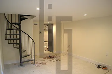 Rented by Loom Group