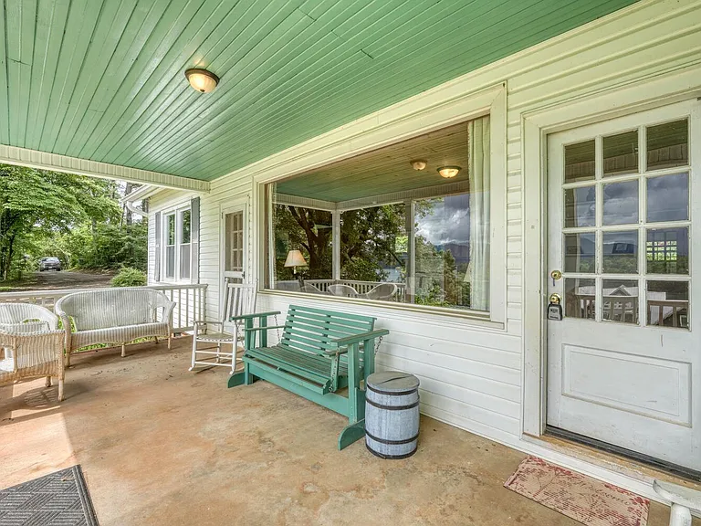 131 Wonderview Dr — Photo 6
