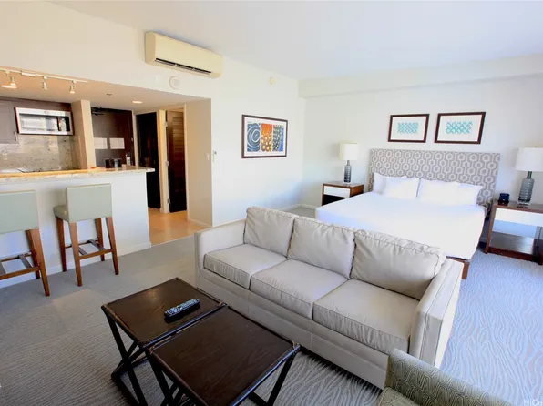 1777 Ala Moana Blvd APT 2517, Honolulu, HI 96815