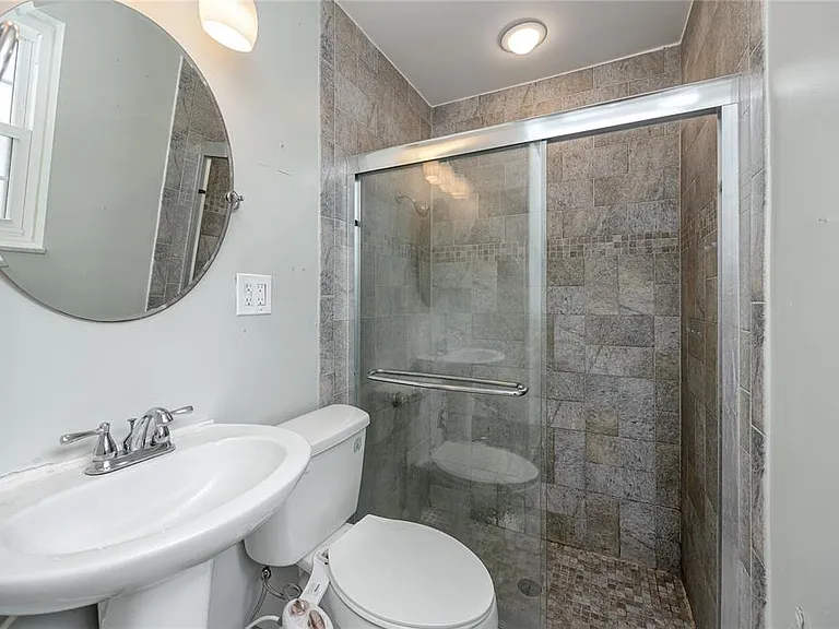 2260 Harn Blvd — Photo 19