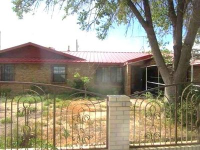 613 Sean Ct, Belen, NM, 87002
