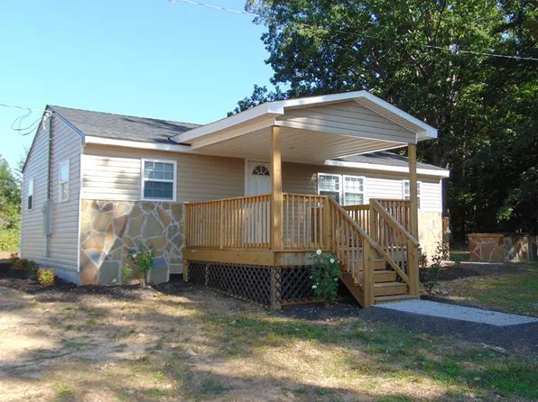 1160 Coles Ferry Rd, Nathalie, VA 24577