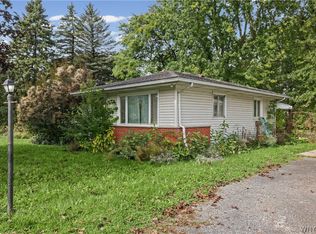 8435 Rochester Rd, Gasport, NY 14067